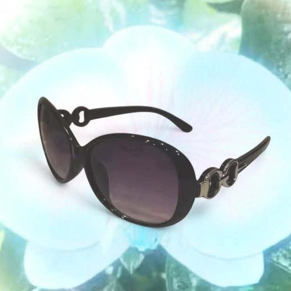 y2k style black silver ring big oversized sunglasses